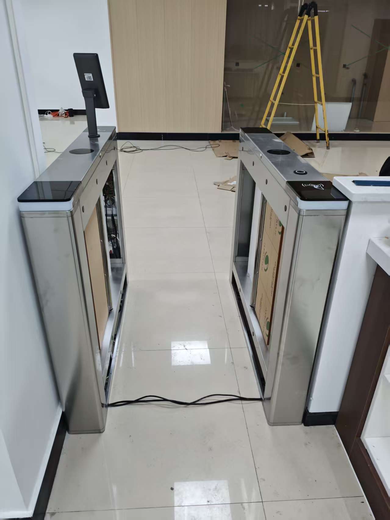 饭堂消费系统闸机管理通道.jpg/